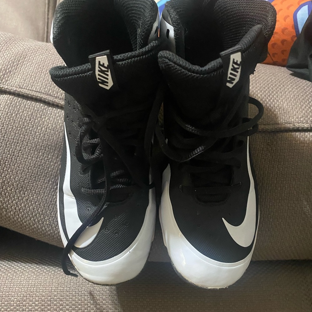 Huarache baseball cleats size 4y